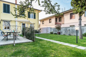 Zibaldone House with BIG PRIVATE GARDEN Lucca